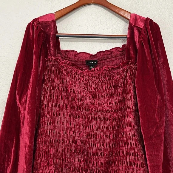 Torrid Red Velvet Smocked Top - Picture 5 of 14